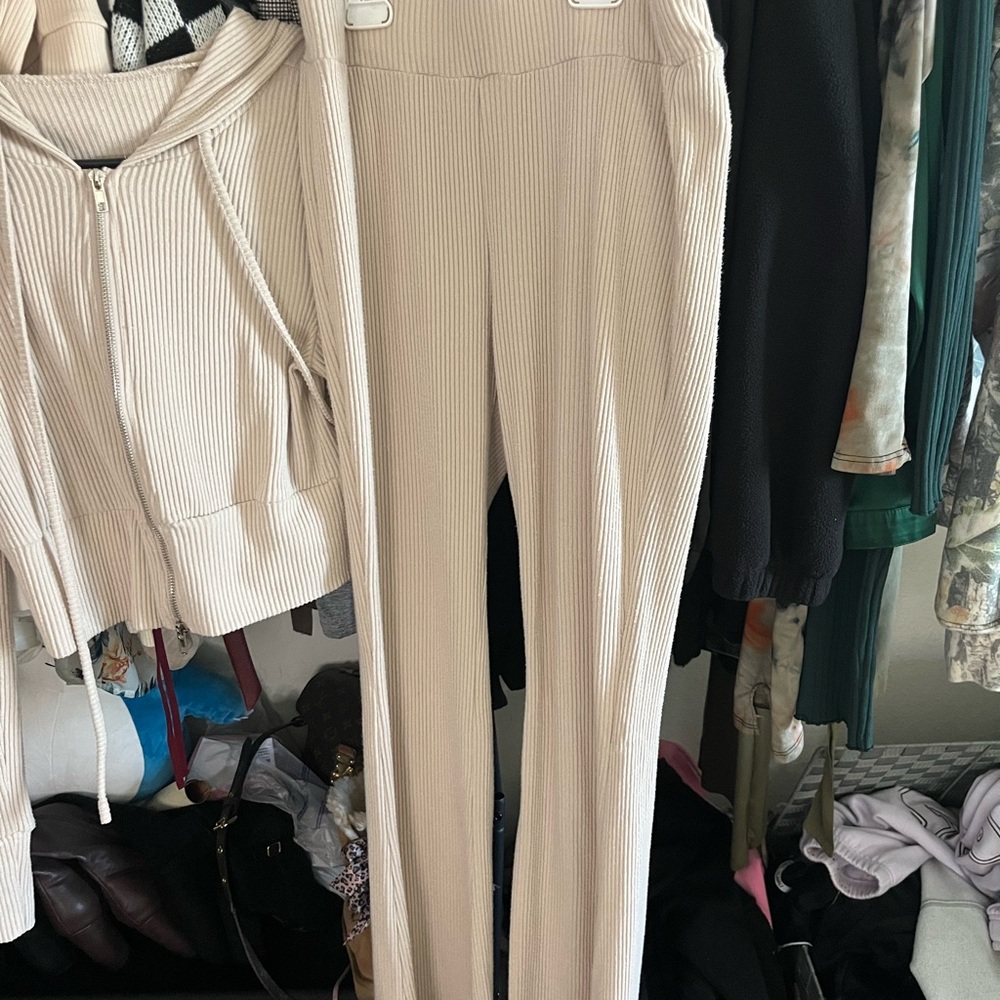 SHEIN Cream Ribbed Leggings and Hoodie